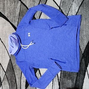 UNDER ARMOUR LOOSE-FIT COWL-NECK THUMB-HOLE SLEEVES LONG-SLEEVED SHIRT